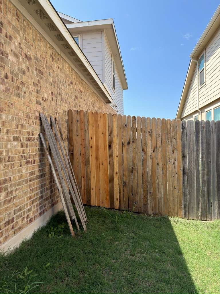 Cedar fence board replacement and repair Cedar Park TX