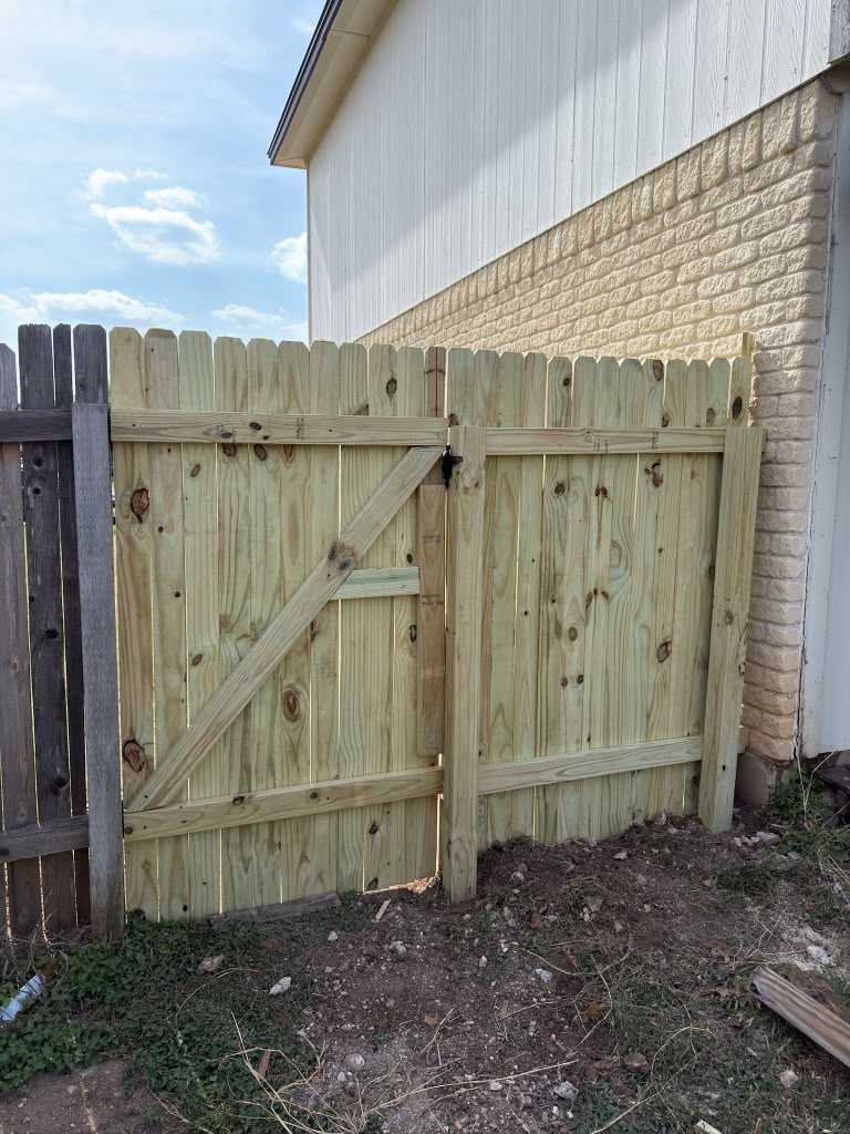 New wood gate and fence section replacement Cedar Park TX